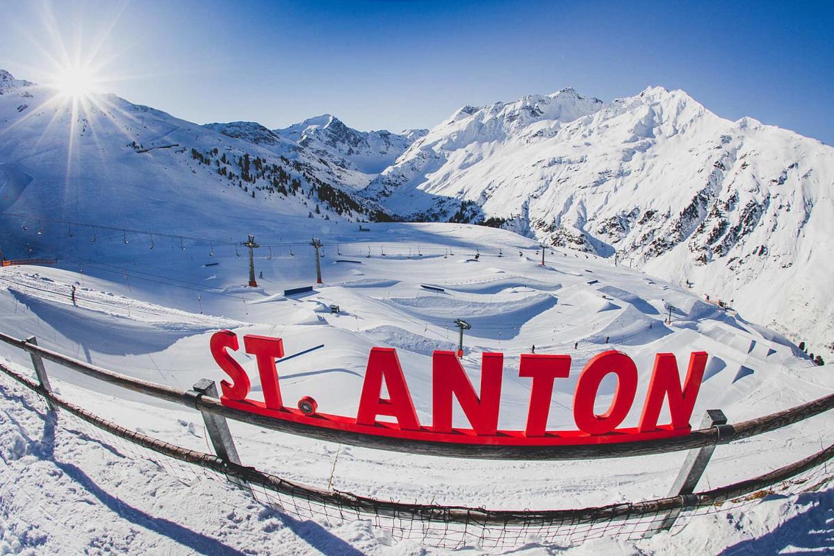 Апартаменты Haus Lydia Sankt Jakob am Arlberg Экстерьер фото